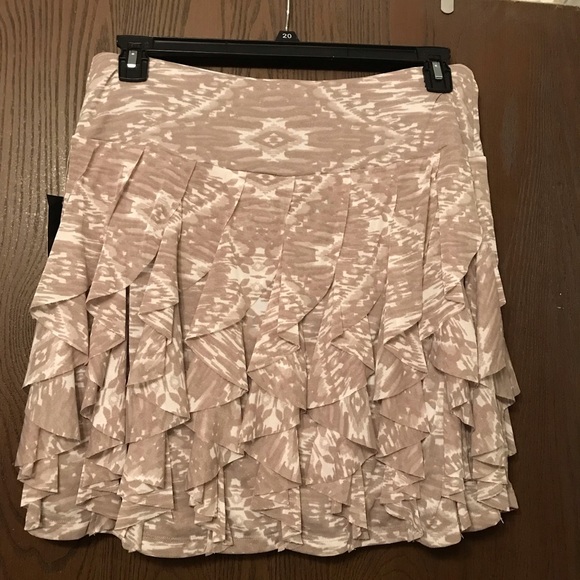 NWT INC Flowy and Light Skirt-L - Picture 2 of 4